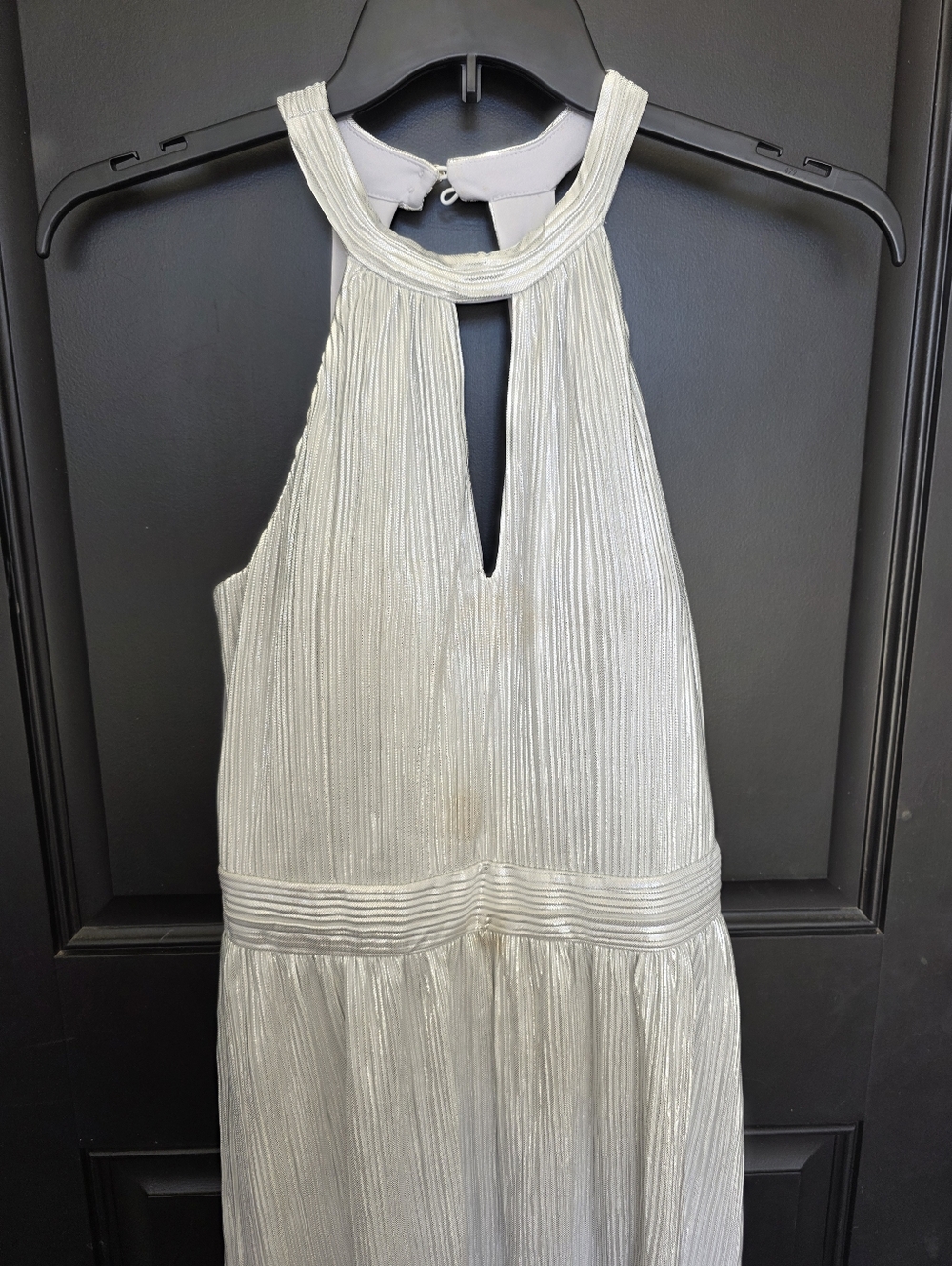 Kensie Silver Metallic Halter Midi Dress Pleated Shimmer Size 8 Women Party NWT - Picture 5 of 10